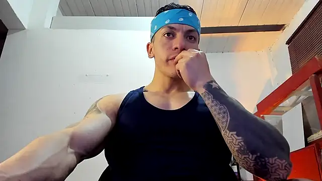 Snapshot of aquiles_51 chatting on 12, 11, 2025 aquiles 51 online show from 12, 11, 2025