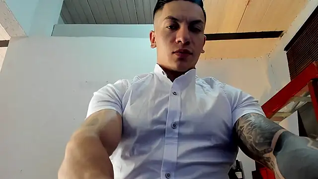 Snapshot of aquiles_51 chatting on 20, 9, 2025 aquiles 51 online show from 20, 9, 2025