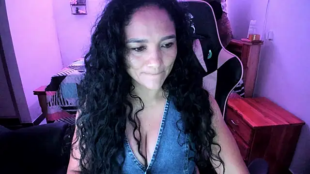 rayza mature 154 online show from 28, 4, 2026