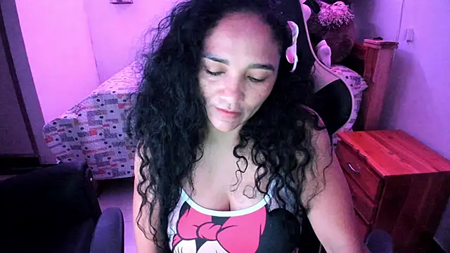 rayza mature 154 online show from 26, 5, 2026