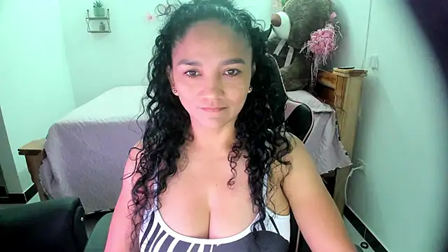 rayza mature 154 online show from 22, 10, 2025