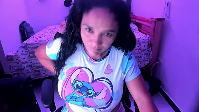 rayza mature 154 online show from 1, 11, 2025