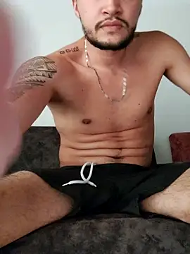 Snapshot of Gerduke06 chatting on 14, 11, 2025 Gerduke06 online show from 14, 11, 2025