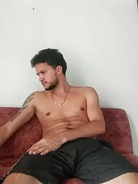 Snapshot of Gerduke06 chatting on 19, 11, 2025 Gerduke06 online show from 19, 11, 2025