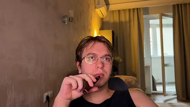 kiopiggy online show from 13, 11, 2025