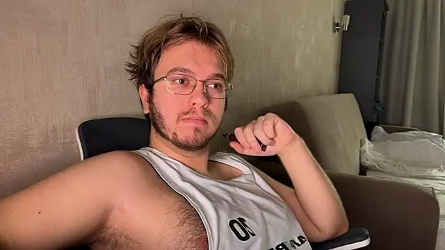 kiopiggy online show from 6, 11, 2025