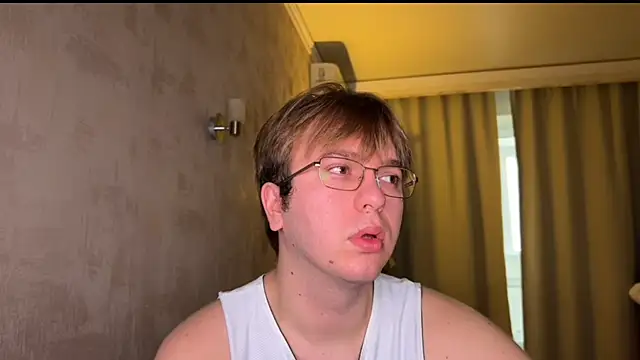 kiopiggy online show from 12, 11, 2025