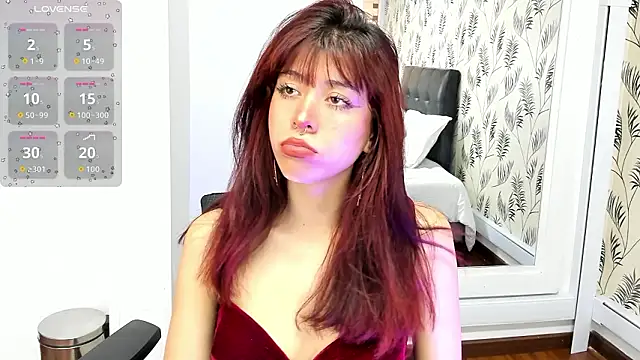 SuzzyyM online show from 18, 3, 2026