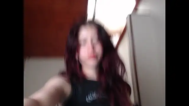 SuzzyyM online show from 28, 2, 2025