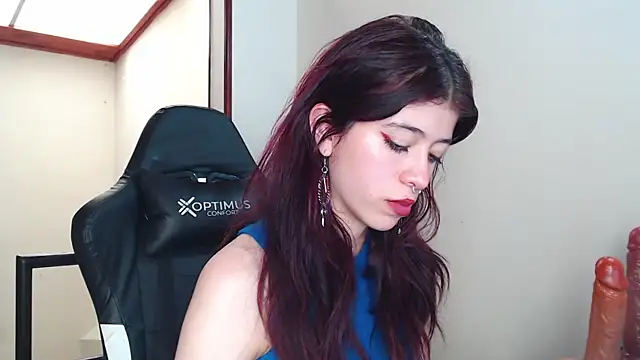 SuzzyyM online show from 30, 1, 2025