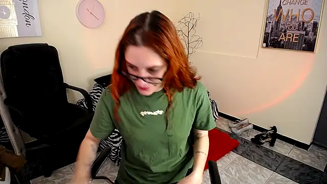 IsaBaileys  online show from 11, 3, 2025