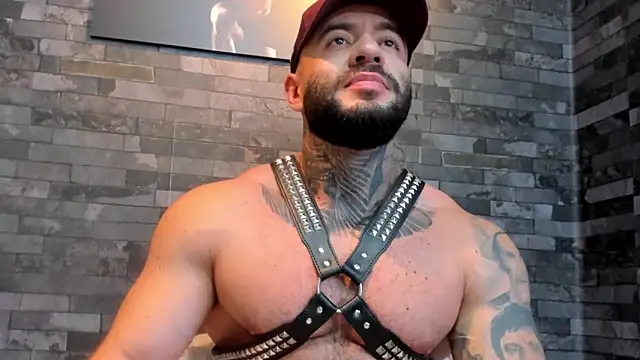 BruceDallas online show from 31, 5, 2026