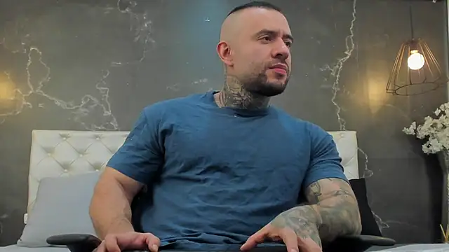 BruceDallas online show from 19, 2, 2025