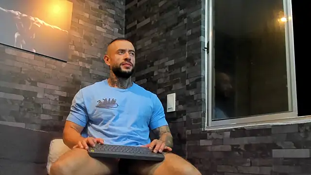 BruceDallas online show from 19, 9, 2025