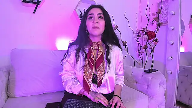 emily amaya online show from 9, 3, 2026