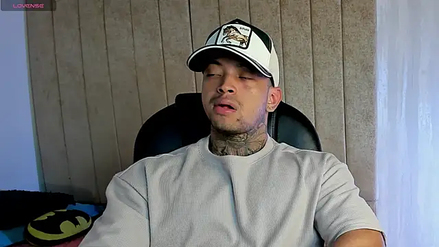 Stiven collins online show from 21, 4, 2026