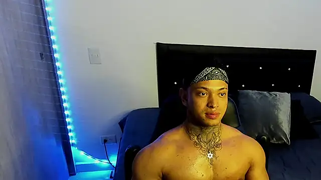 Stiven collins online show from 3, 3, 2025