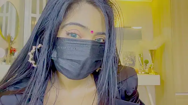 Monalisadon018 online show from 13, 4, 2026