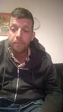 Knuffelstaaf123 online show from 5, 5, 2026