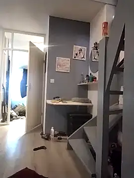 Knuffelstaaf123 online show from 18, 3, 2025