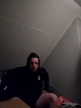 Knuffelstaaf123 online show from 12, 3, 2026