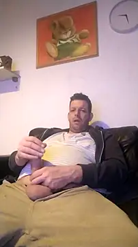 Knuffelstaaf123 online show from 14, 1, 2026