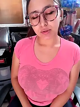 Cute Penelope online show from 11, 3, 2025