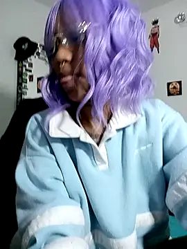 Snapshot of Honey-420- chatting on 4, 10, 2025 Honey-420- online show from 4, 10, 2025