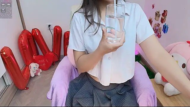 Snapshot of _Mizuki_ chatting on 8, 2, 2026 Mizuki online show from 8, 2, 2026