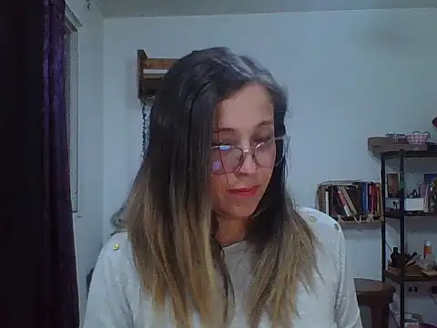 charlott ponce online show from 4, 2, 2026