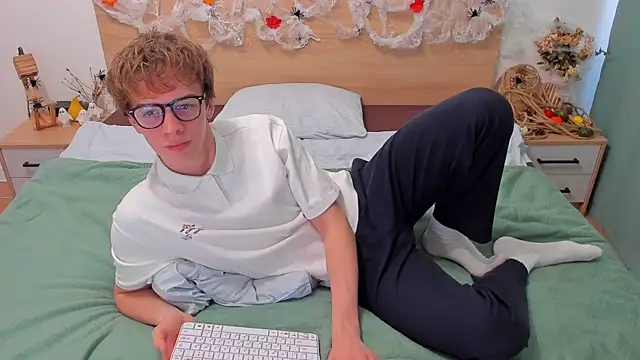 Fandi 777 online show from 15, 10, 2025