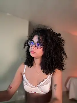 Lianh Benett online show from 26, 1, 2025