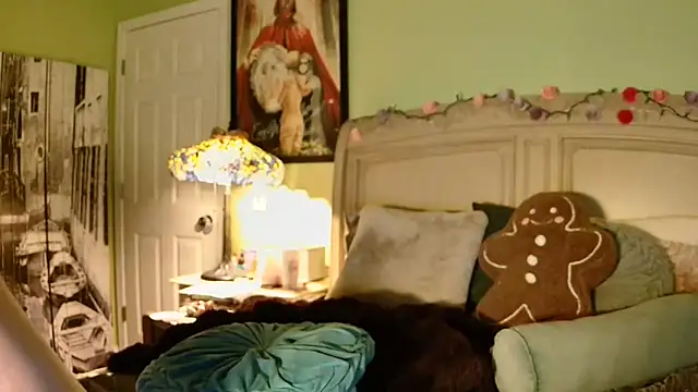 GardenGirl00 online show from 19, 12, 2025