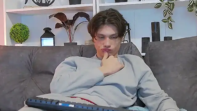 CalvinCay online show from 12, 3, 2025