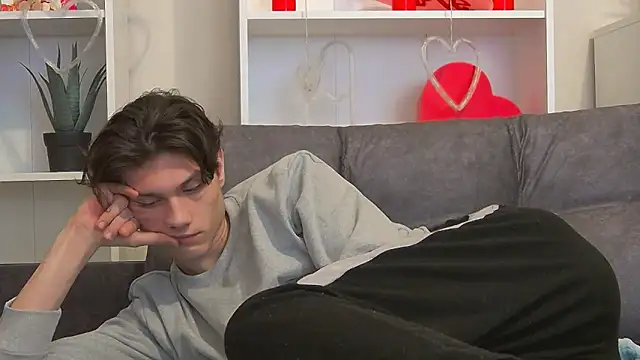 CalvinCay online show from 13, 2, 2025