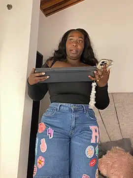 emilyrojas online show from 13, 7, 2026
