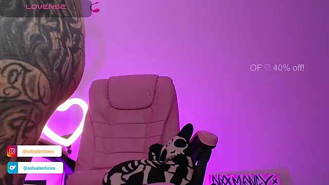 selvalentinex online show from 18, 9, 2025