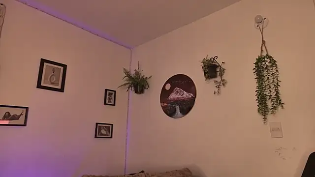 Snapshot of MegganCarter chatting on 8, 2, 2026 MegganCarter online show from 8, 2, 2026