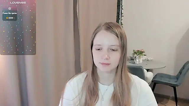 Snapshot of Alyaley chatting on 13, 7, 2026 Alyaley online show from 13, 7, 2026