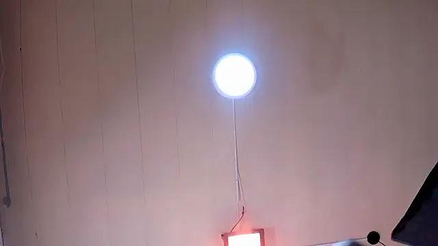 RileyThompson1 online show from 10, 2, 2026