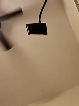 Snapshot of momentum2023 chatting on 19, 11, 2025 momentum2023 online show from 19, 11, 2025