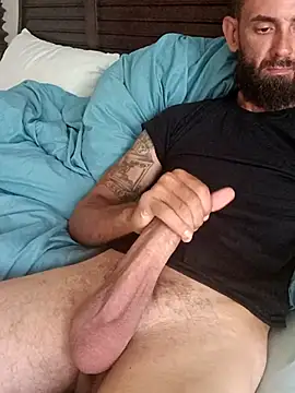 Snapshot of momentum2023 chatting on 12, 9, 2025 momentum2023 online show from 12, 9, 2025