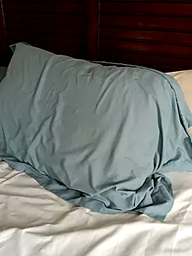 Snapshot of momentum2023 chatting on 16, 9, 2025 momentum2023 online show from 16, 9, 2025