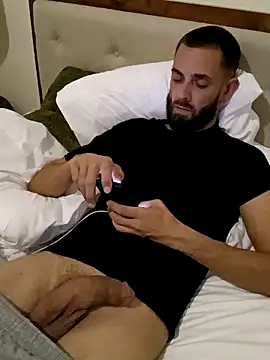 Snapshot of momentum2023 chatting on 23, 11, 2025 momentum2023 online show from 23, 11, 2025