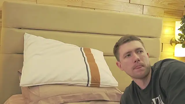 Snapshot of EthanPinkman chatting on 2, 2, 2026 EthanPinkman online show from 2, 2, 2026