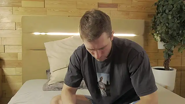 EthanPinkman online show from 8, 10, 2025