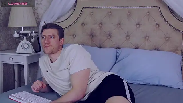 EthanPinkman online show from 12, 3, 2025