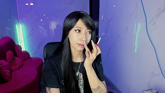 LilithCooperr  online show from 15, 5, 2026