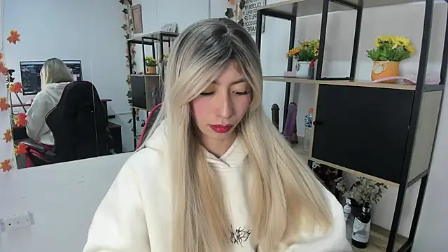 LilithCooperr  online show from 1, 10, 2025