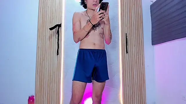 wild demongirl online show from 18, 1, 2026